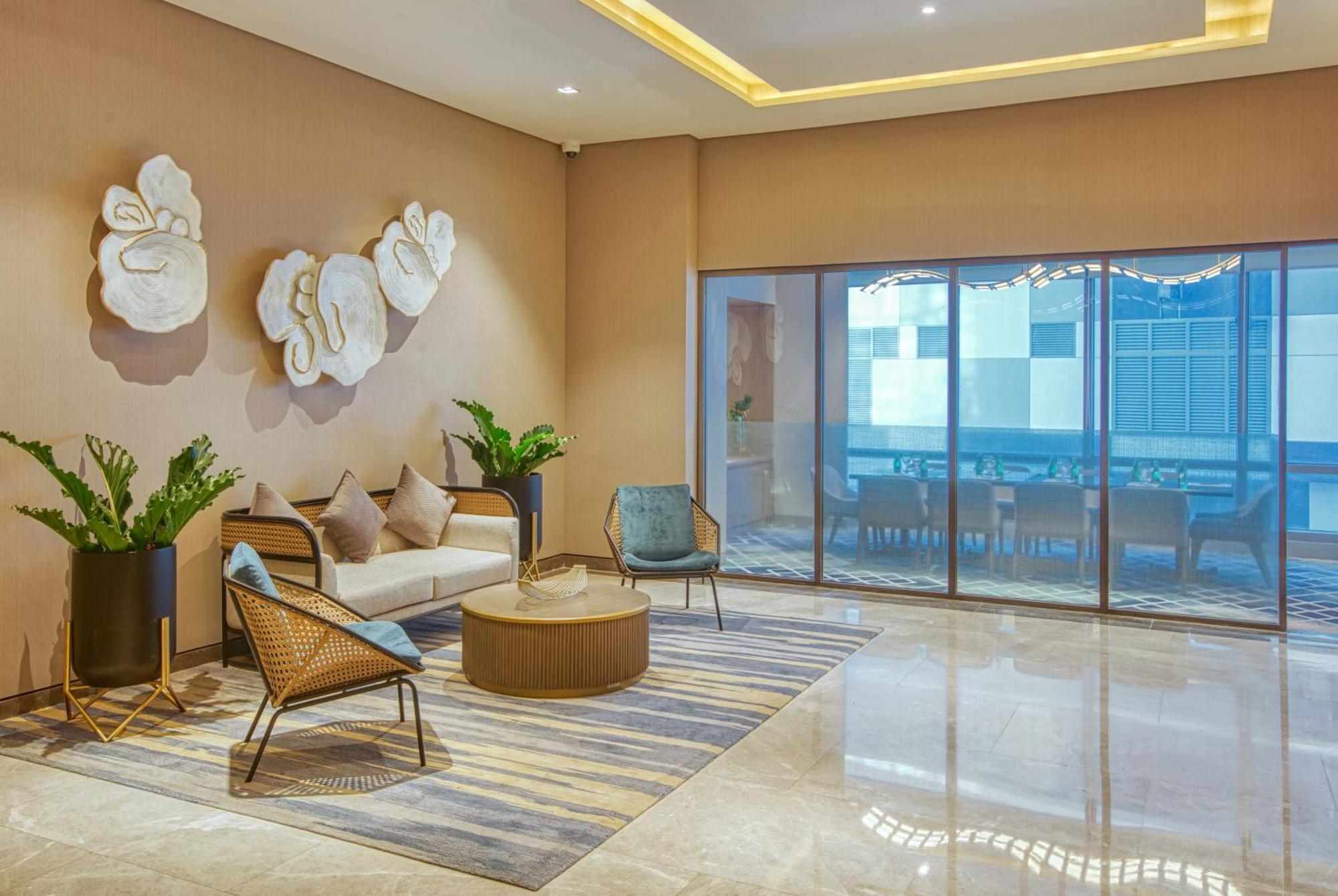 Belmont Hotel Mactan Мактан Экстерьер фото