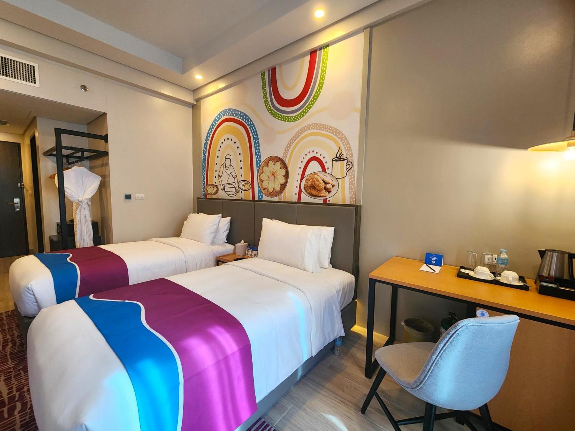 Belmont Hotel Mactan Мактан Экстерьер фото