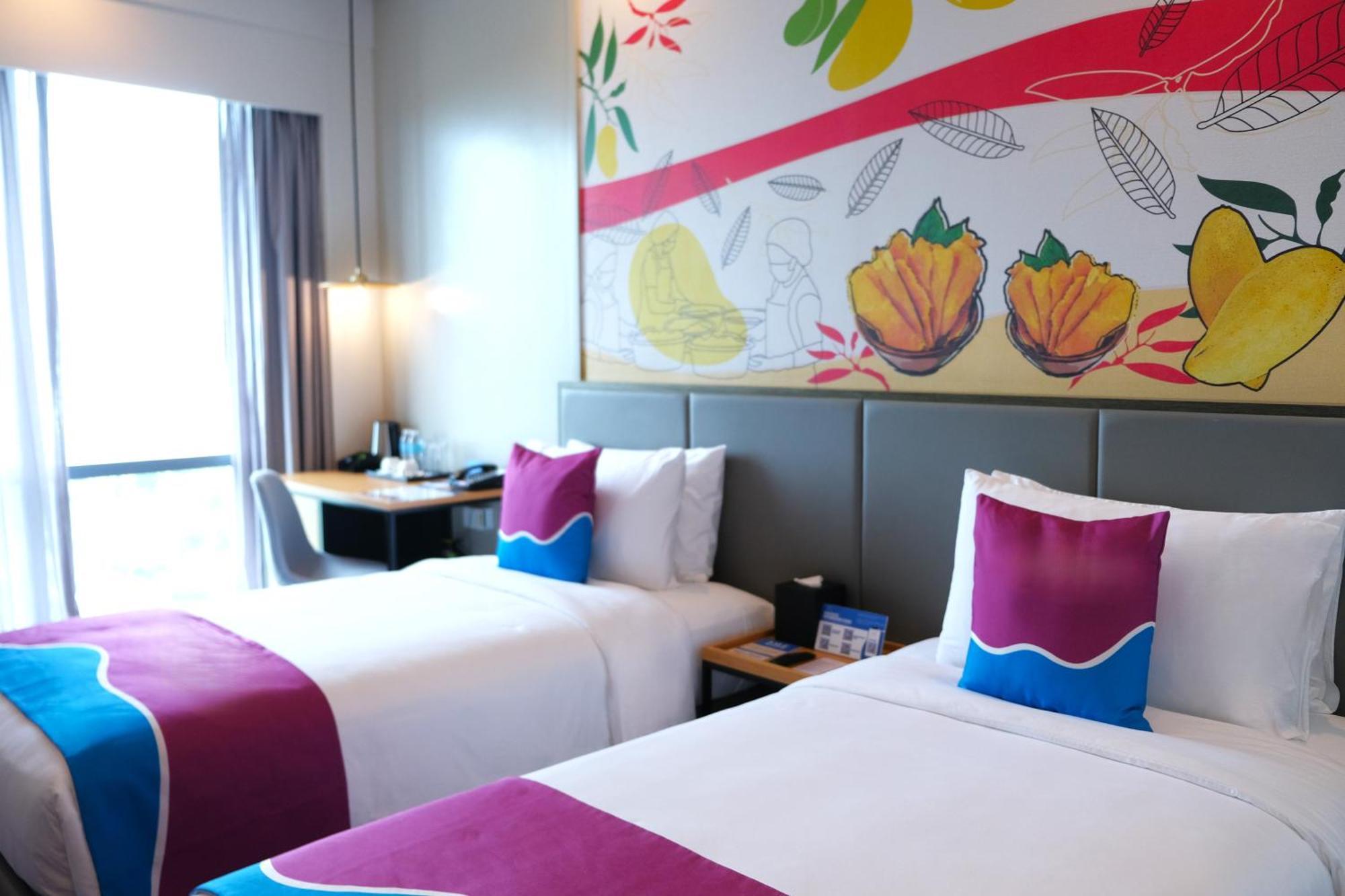 Belmont Hotel Mactan Мактан Экстерьер фото
