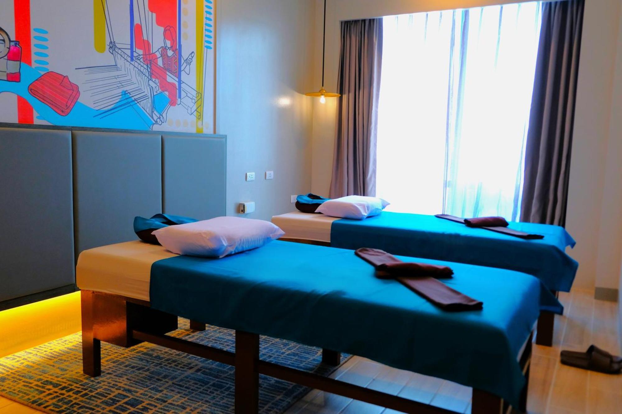 Belmont Hotel Mactan Мактан Экстерьер фото