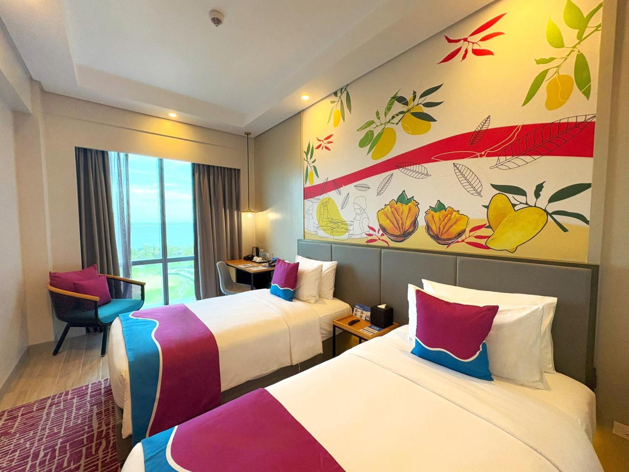 Belmont Hotel Mactan Мактан Экстерьер фото